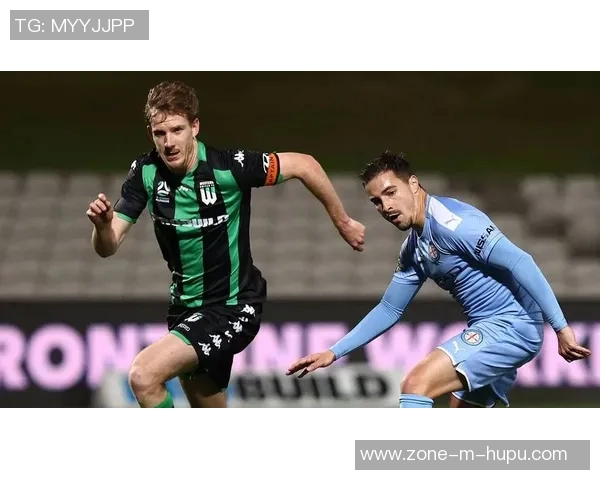 科布雷与圣漫步者的精彩对决揭示了足球战术与团队协作的重要性